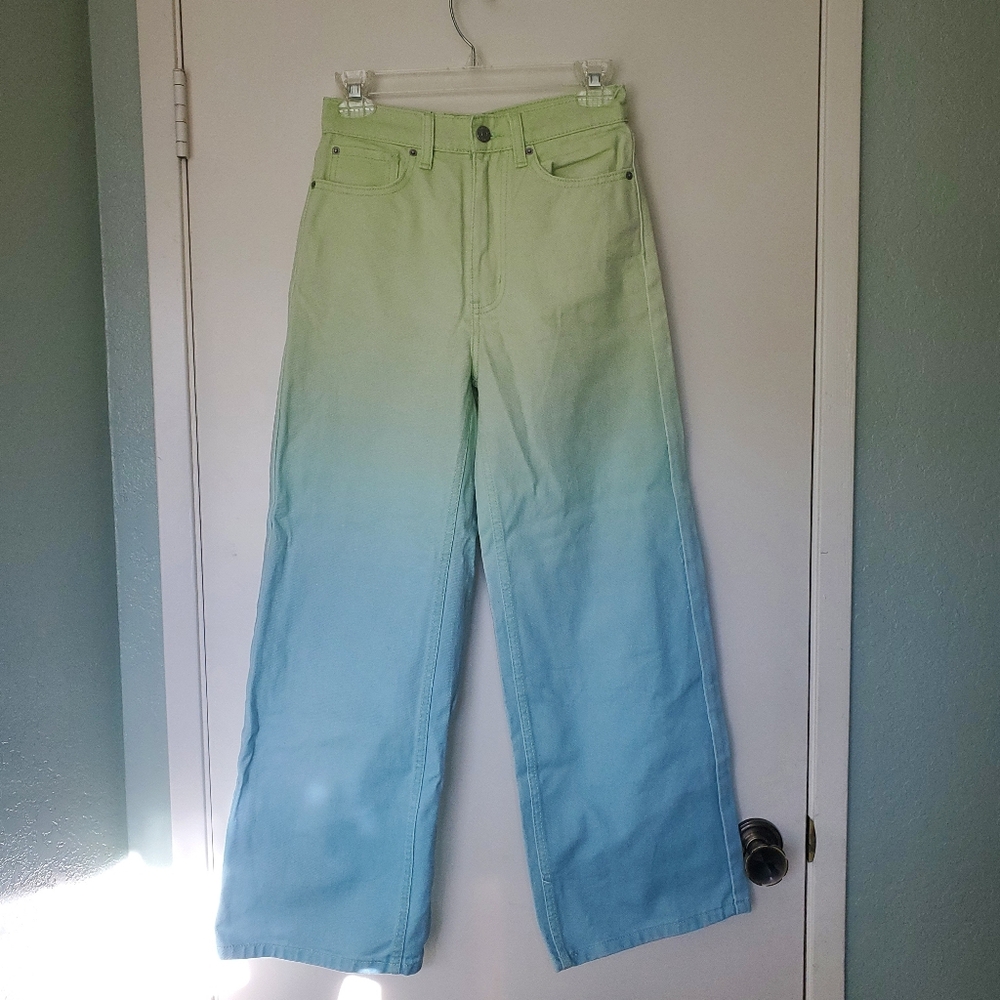 Urban Outfitters BDG High & Wide Ombre Jeans Light Green to Aqua Sz 25 Like New